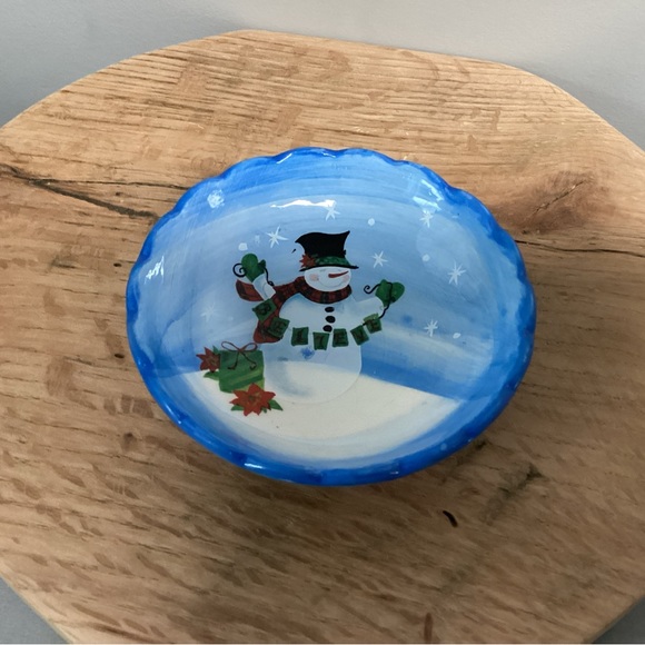🔵 “3/$15” - 2012 Ceramic Crafted - Scalloped Edged Snowman Designed Bowl - Nice - Picture 3 of 8